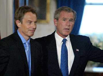 Τηλεφωνική επικοινωνία Τζορτζ Μπους με Τόνι Μπλερ για το Ιράκ