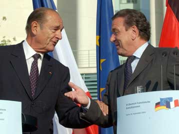 Μέτρα για την τόνωση της ανάπτυξης στην ευρωζώνη πρότειναν Σρέντερ και Σιράκ