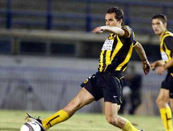 Παίκτης της ΑΕΚ μέχρι τον Ιούλιο του 2007 θα παραμείνει ο Μιχάλης Καψής