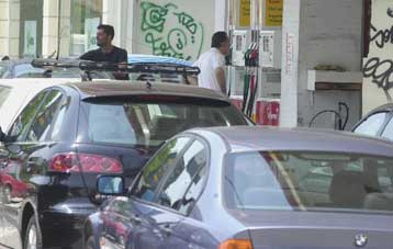 Σε απεργία αποφάσισαν να προχωρήσουν οι βενζινοπώλες – Κατηγορούν το υπ.Οικονομικών