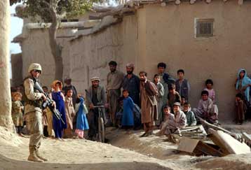 Τρεις νεκροί από επίθεση κοντά στο αρχηγείο της δύναμης των ΗΠΑ στην Καμπούλ