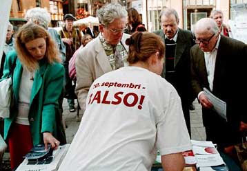 Στις κάλπες τo Σάββατο οι Λετονοί καλούμενοι να επισφραγίσουν το «ευρωπαϊκό όνειρο»