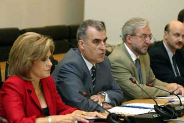 Ενισχυμένα κίνητρα για την απασχόληση γυναικών, νέων και ανειδίκευτων