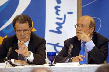 Συνέντευξη Πρόντι για Σημίτη, προεδρία της Κομισιόν, αγρότες και Ευρωπαϊκό Σύνταγμα