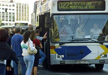 Με περισσότερα και συχνότερα δρομολόγια «απαντούν» ΟΑΣΑ-Μετρό στην απεργία των ταξί