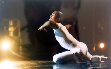 Τέσσερις παραστάσεις του χοροθεάτρου Αλβιν Έιλι στο θέατρο του Λυκαβηττού