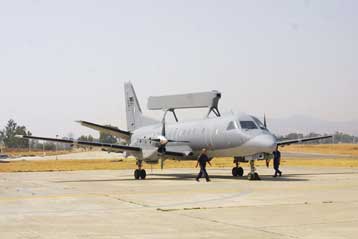 Εμπλοκή στην προμήθεια των Ένοπλων Δυνάμεων με τα σουηδικά ιπτάμενα ραντάρ