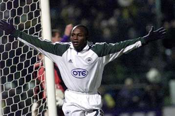 Υποβλήθηκε σε αρθροσκόπηση και γυρίζει στις αρχές του 2004 ο Ολισαντέμπε