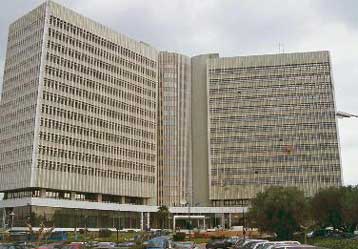 Νέες χαμηλότερες τιμές για κλήσεις από σταθερό σε κινητό τηλέφωνο