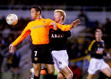 Ισοπαλία έκπληξη για Μπαρτσελόνα και Λίβερπουλ