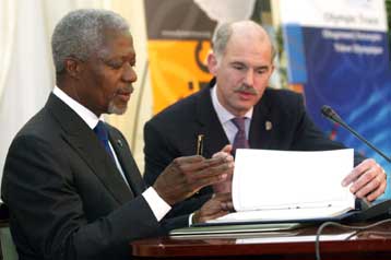 Οι εξελίξεις στο Ιράκ και το Κυπριακό τα κύρια σημεία της ομιλίας Γ.Παπανδρέου στον ΟΗΕ