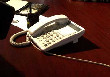 Μέτρα για τον έλεγχο των τηλεπωλήσεων στις ΗΠΑ ξεπερνούν νομικά εμπόδια