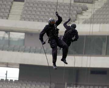 Ελλείψεις στην ασφάλεια των Ολυμπιακών Αγώνων της Αθήνας «βλέπει» η Washington Post
