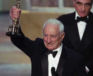 Απεβίωσε σε ηλικία 94 ετών ο διάσημος σκηνοθέτης Ελία Καζάν