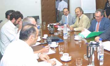 Ακαρπη η συνάντηση Φαρμάκη με τους καθηγητές των ΤΕΙ