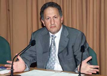 Με «επανίδρυση κράτους της Δεξιάς» ισοδυναμούν οι προτάσεις της ΝΔ, λέει η κυβέρνηση