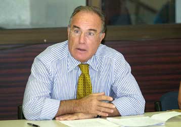 Με ελέγχους προειδοποιεί τις ασφαλιστικές εταιρίες ο Κίμων Κουλούρης