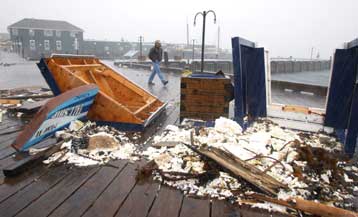 Δυό νεκροί από το πέρασμα του τυφώνα Χουάν στον ανατολικό Καναδά