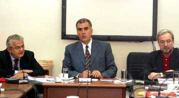 Τον κοινωνικό προϋπολογισμό του 2003 παρουσίασε ο Δημήτρης Ρέππας