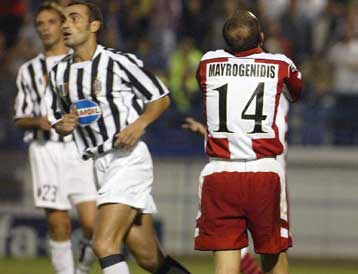 Πάλεψε αλλά έχασε και πάλι ο Ολυμπιακός – Συντριβή για την ΑΕΚ, 4-0 στο Μονακό