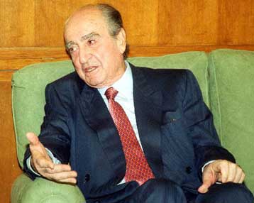 Διαψεύδει το κλείσιμο του πολιτικού του γραφείου ο Κωνσταντίνος Μητσοτάκης