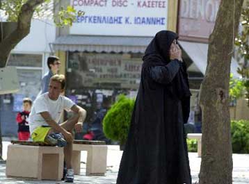 Υπεύθυνη στάση στο θέμα των μουσουλμάνων της Θράκης συστήνει ο εκπρόσωπος του ΥΠΕΞ