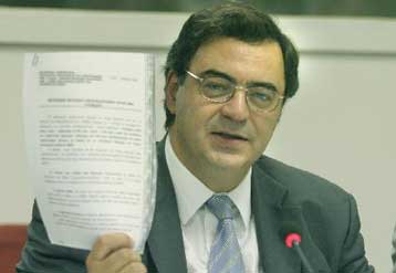 Τα αναλυτικά μεγέθη του προϋπολογισμού για το 2004