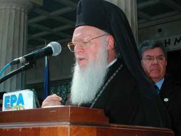 Ημερομηνίες για συνάντηση προτείνει ο Οικουμενικός Πατριάρχης στον κ. Χριστόδουλο