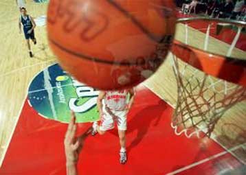 Τζάμπολ στην Α1 μπάσκετ το Σάββατο για την περίοδο 2003-2004