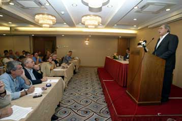 Προεκλογική συνεργασία με δυνάμεις της Αριστεράς και της Οικολογίας προωθεί ο ΣΥΝ