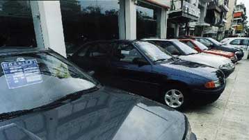 Αλλαγές στα τεκμήρια των ΙΧ αυτοκινήτων προωθεί η κυβέρνηση