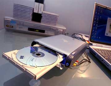 Η Philips διπλασιάζει τη χωρητικότητα των DVD