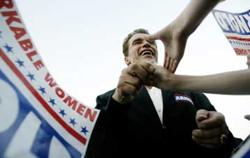 Στις κάλπες την Τρίτη οι πολίτες της Καλιφόρνια για την ανάδειξη νέου κυβερνήτη