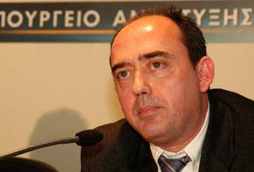 Στα περυσινά επίπεδα οι τιμές του πετρελαίου θέρμανσης, δηλώνει ο γγ του ΥΠΑΝ