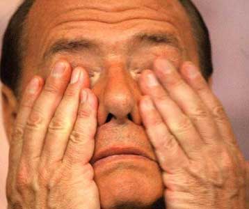 Πιο αντιπαθής και από τον Σαντάμ ο Μπερλουσκόνι σε παιχνίδι-δημοσκόπηση της Rai