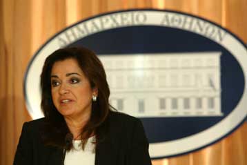 Θα εξαντλήσει τη θητεία της στο Δήμο Αθηναίων επανέλαβε η Ντόρα Μπακογιάννη