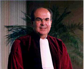 Ο Βασίλης Σκουρής εξελέγη πρόεδρος του Δικαστηρίου των Ευρωπαϊκών Κοινοτήτων