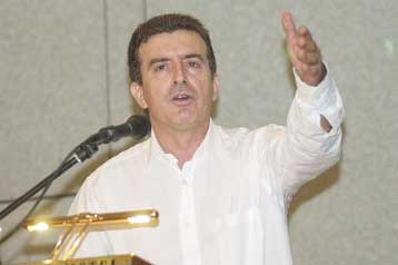 Για τη συμβολή του στη βελτίωση των ελληνοαμερικανικών σχέσεων τιμήθηκε ο Χρυσοχοΐδης