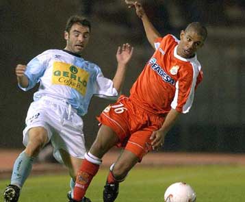 Σοβαρά επεισόδια με ένα νεκρό στον αγώνα της Κομποστέλα με τη Λα Κορούνια