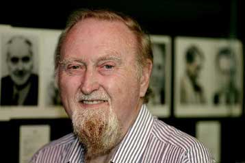 Οι Ρόμπερτ Ένγκλι και Κλάιβ Γκράνγκερ μοιράζονται το Νόμπελ Οικονομικών 2003