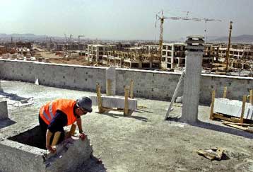 Εργατικό δυστύχημα στο Ολυμπιακό Χωριό με έναν νεκρό εργάτη