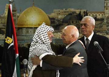 «Θρίλερ» στην Παλαιστινιακή Αρχή με φήμες περί επικείμενης παραίτησης Κορέι