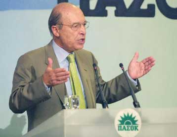 Βέβαιος για την εκλογική νίκη του ΠΑΣΟΚ ο Κώστας Σημίτης