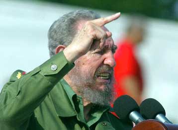 Ενισχύονται τα μέτρα των ΗΠΑ κατά της Κούβας με στόχο την αποδυνάμωση Κάστρο