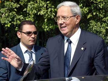 Εξαντλήθηκαν τα όρια παροχών και αυξήσεων, αναμένεται να επισημάνει η ΤτΕ