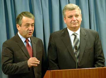 Διαψεύδει η Αθήνα πιέσεις για τη ματαίωση των ελληνικών και τουρκικών ασκήσεων