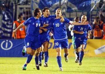 Πορτογαλία ερχόμαστε… ιστορικό 1-0 και πρόκριση για την εθνική στο EURO 2004