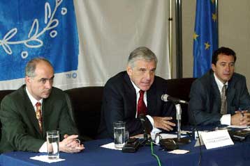 Ικανοποιημένος για τη διεθνή αναγνώριση της Ελλάδας δηλώνει ο Γιάννος Παπαντωνίου