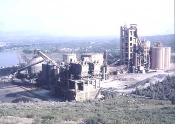 Σε κινητοποιήσεις προσανατολίζονται οι εργαζόμενοι στις τσιμεντοβιομηχανίες