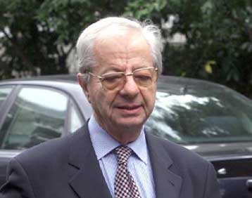 Από τους αναποφάσιστους θα κριθεί το αποτέλεσμα των εκλογών, εκτιμά η κυβέρνηση